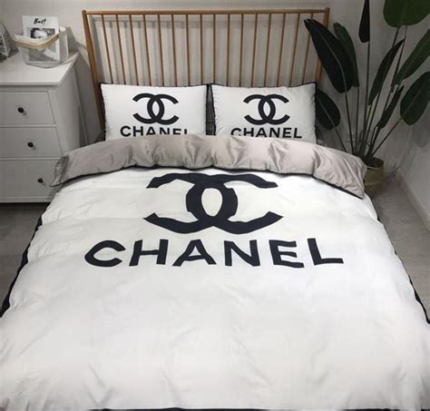 housse de couette de marque chanel|chanel petite.